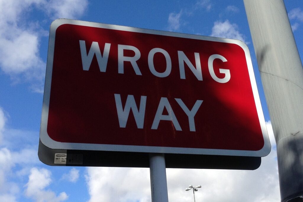 wrong way, sign, road-167535.jpg